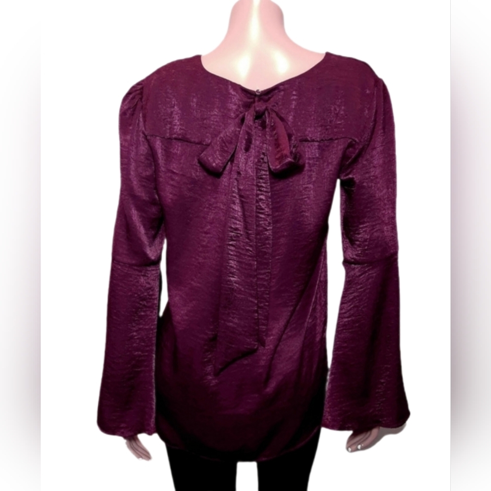 Artizan Robin Barre Bell Sleeve Satin Blouse Purple Tie Top Size Medium